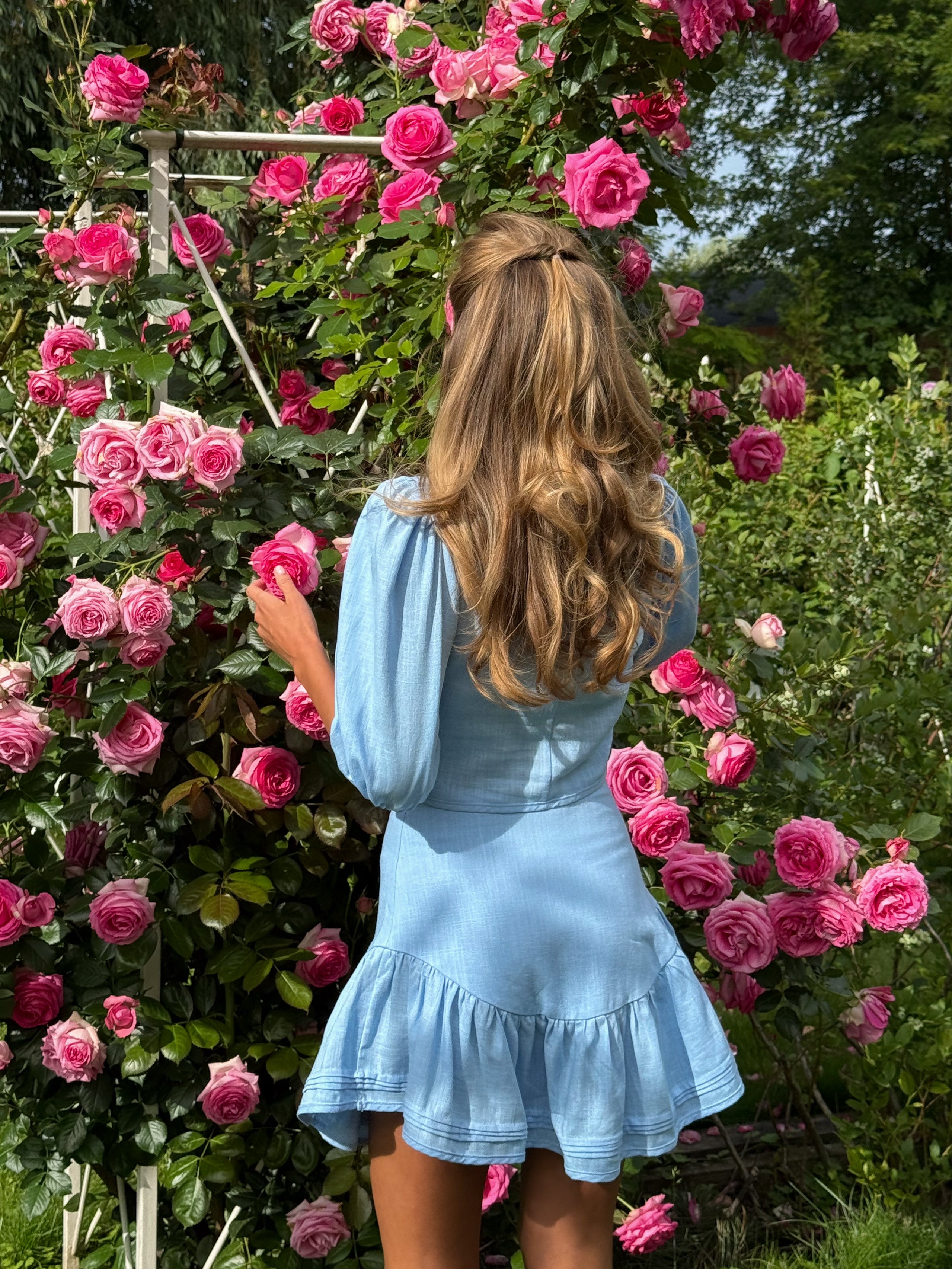Feminine Linen Set “Lika”