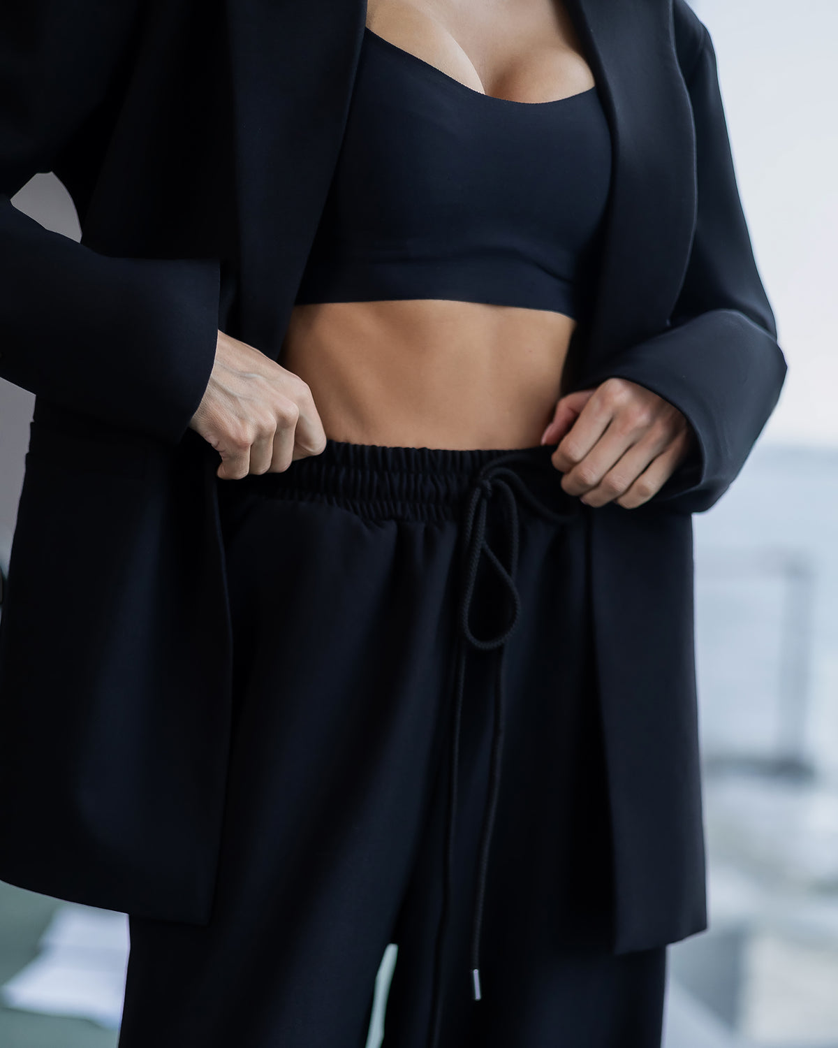 Women's Tailored Suit Set: Blazer & Trousers in Viscose Blend
