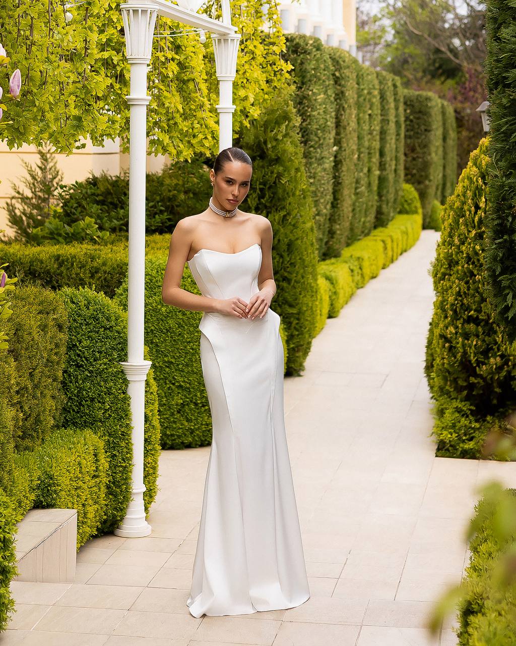Women's Tailored Heavy Mango Satin Luxury Evening Dress
