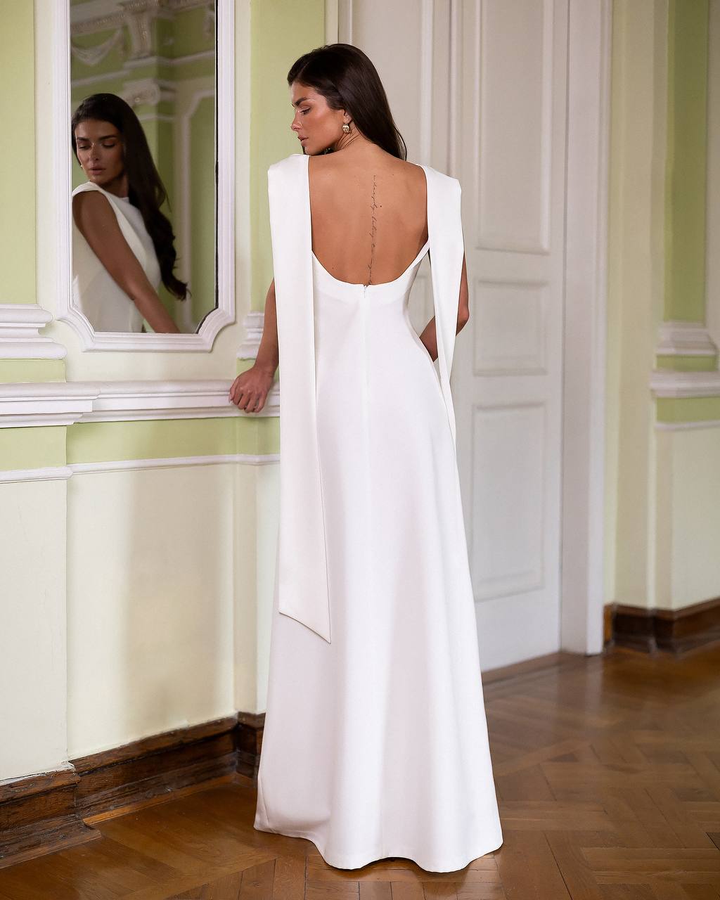 Tailored Dress in Premium Twill with Elegant Silhouette