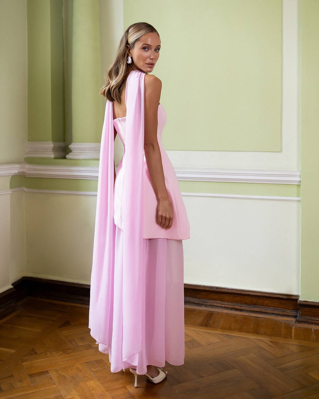 Elegant Corset Dress Set in Crepe de Chine & Vindi Chiffon