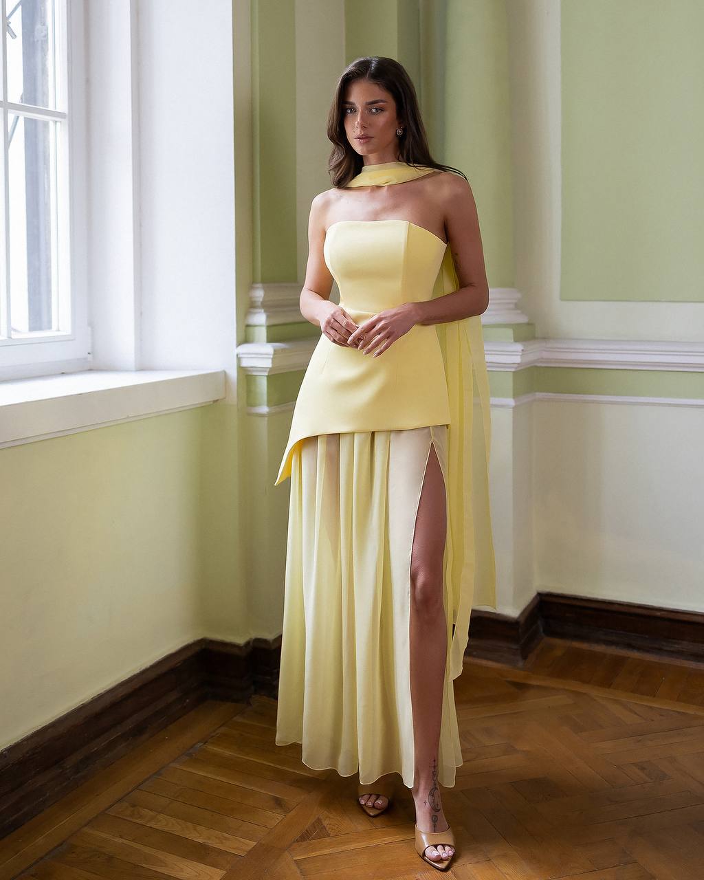 Elegant Corset Dress Set in Crepe de Chine & Vindi Chiffon