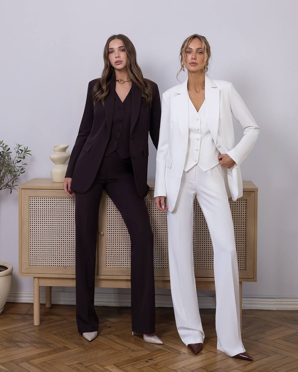 Tailored Suit in Premium Suiting Fabric — Three-Piece Suit with Vest
