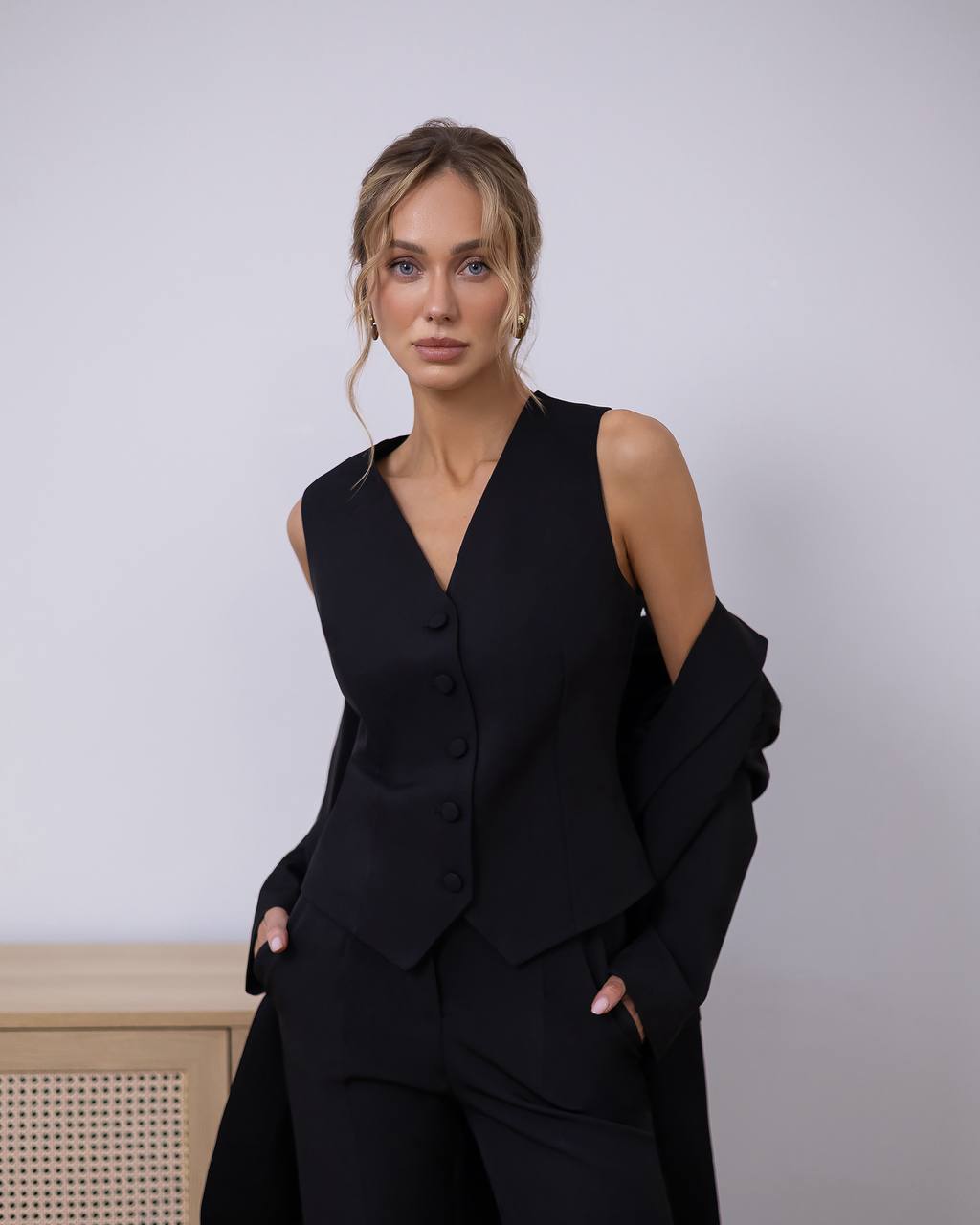 Tailored Suit in Premium Suiting Fabric — Three-Piece Suit with Vest