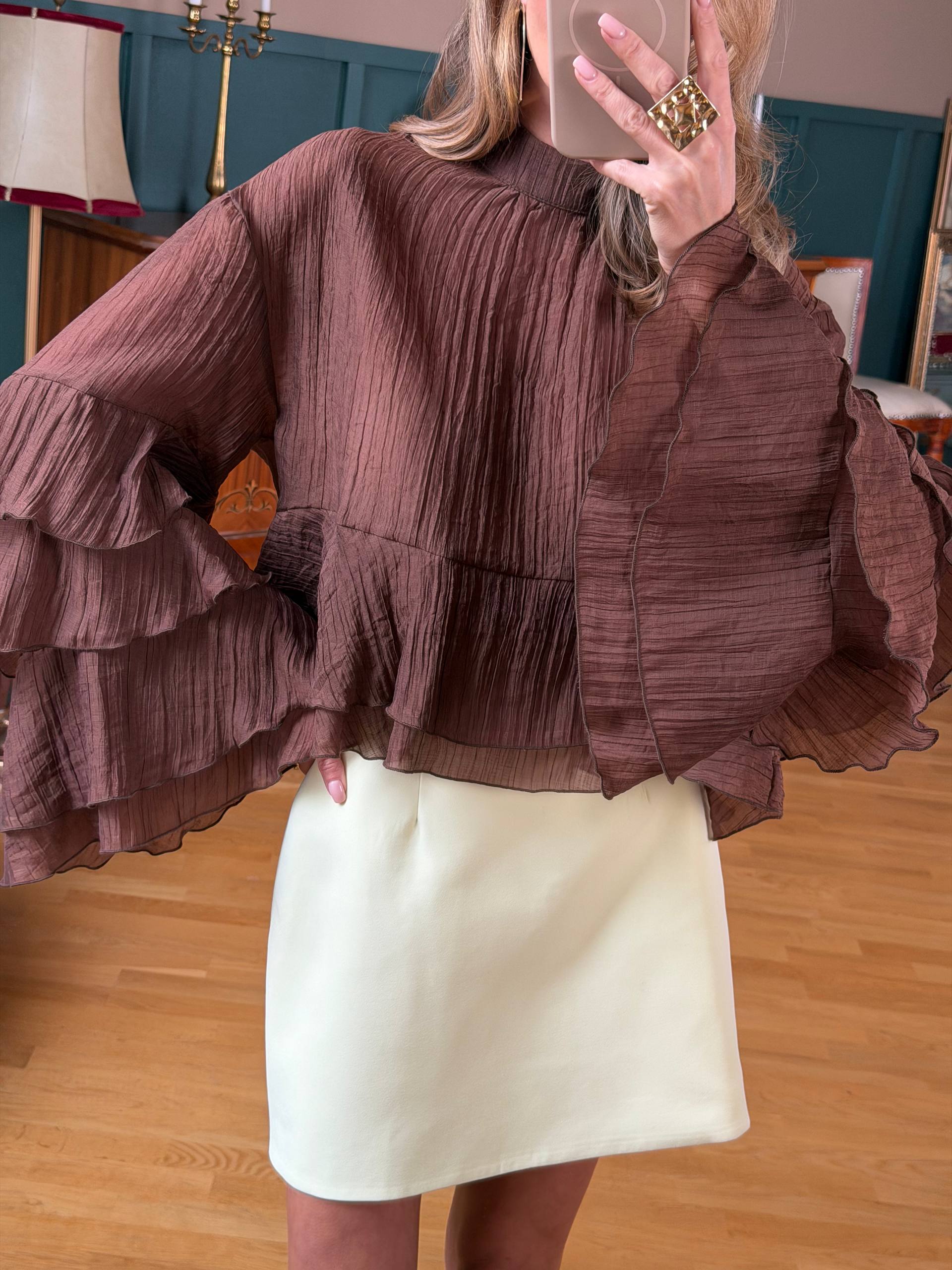 Elegant Tencel Blouse with Statement Sleeves