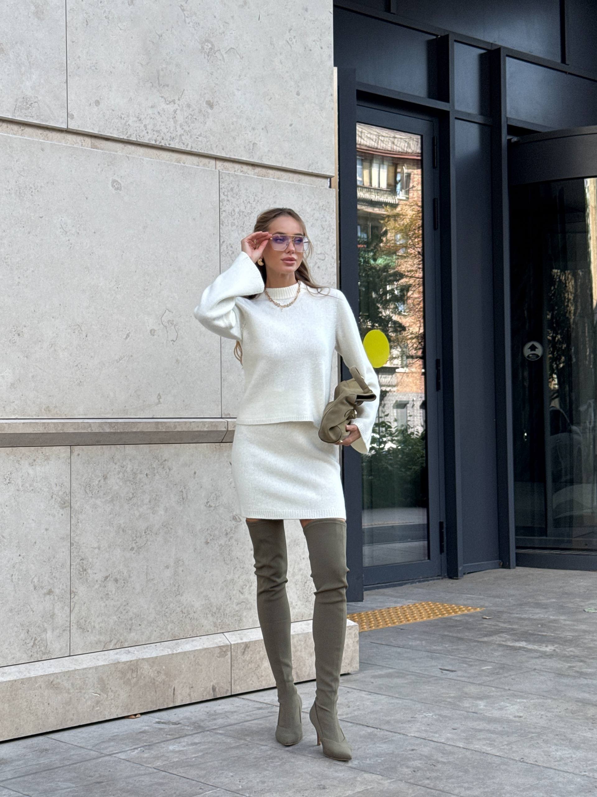 Melania Wool Set – Soft Knit Sweater & Mini Skirt Two-Piece Outfit