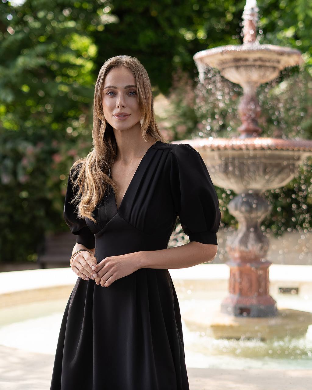 Women's Elegant Premium Lightweight Fabric Party & Event Dress