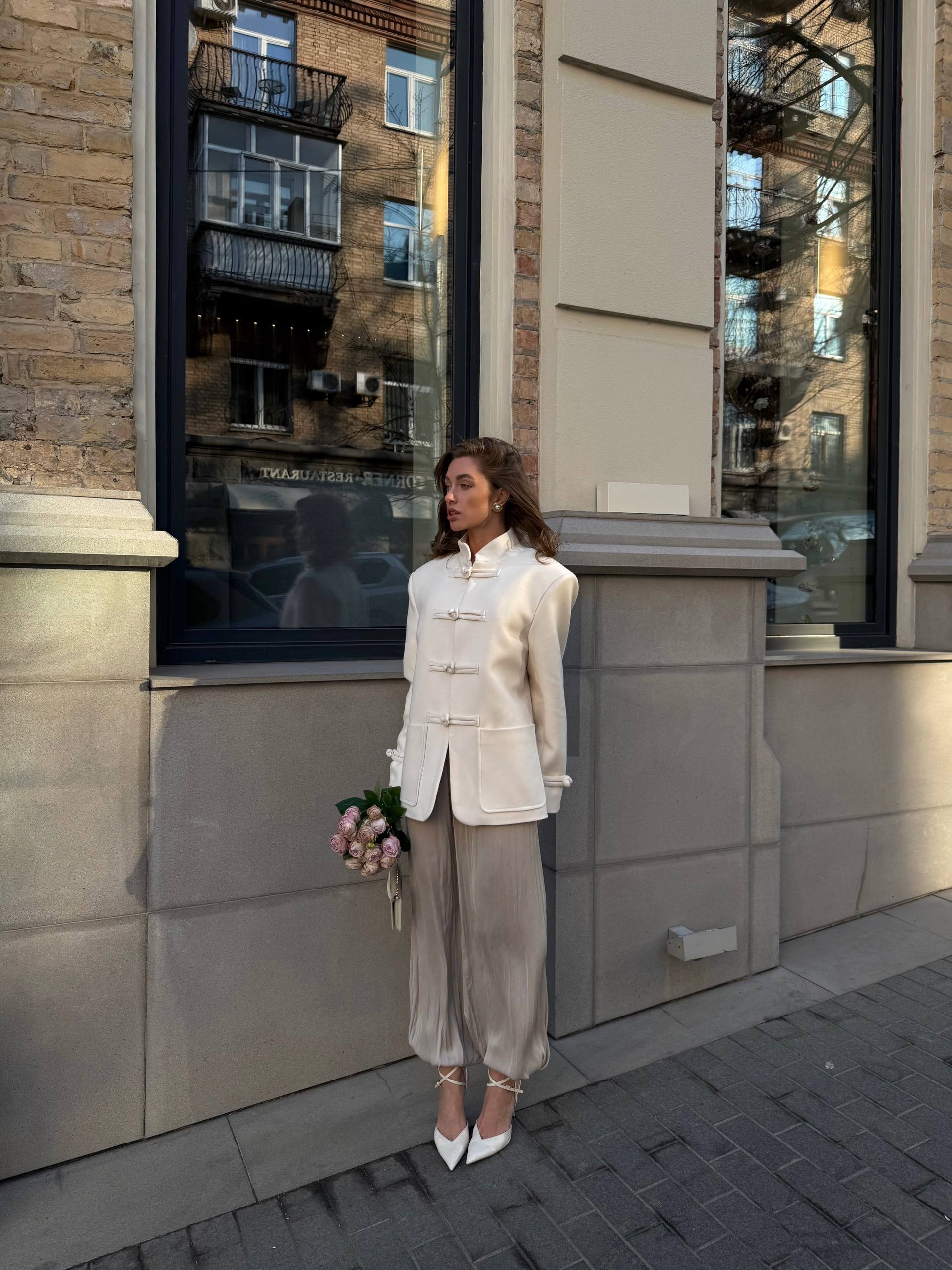 Cropped Cashmere Blend Coat – Elegant Women’s Jacket
