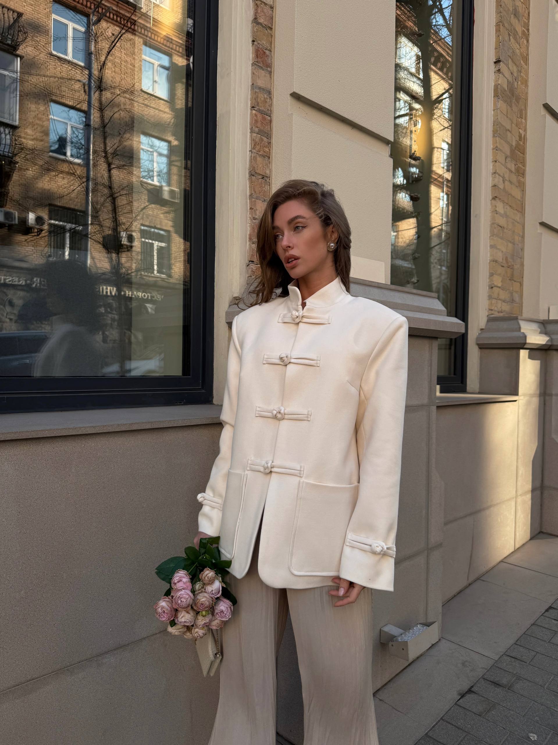Cropped Cashmere Blend Coat – Elegant Women’s Jacket