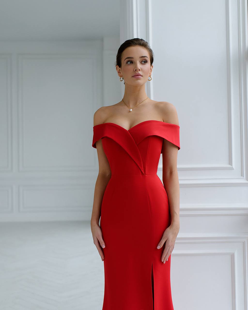 Elegant Women's Dress in Premium Fabric, Classic Evening Style