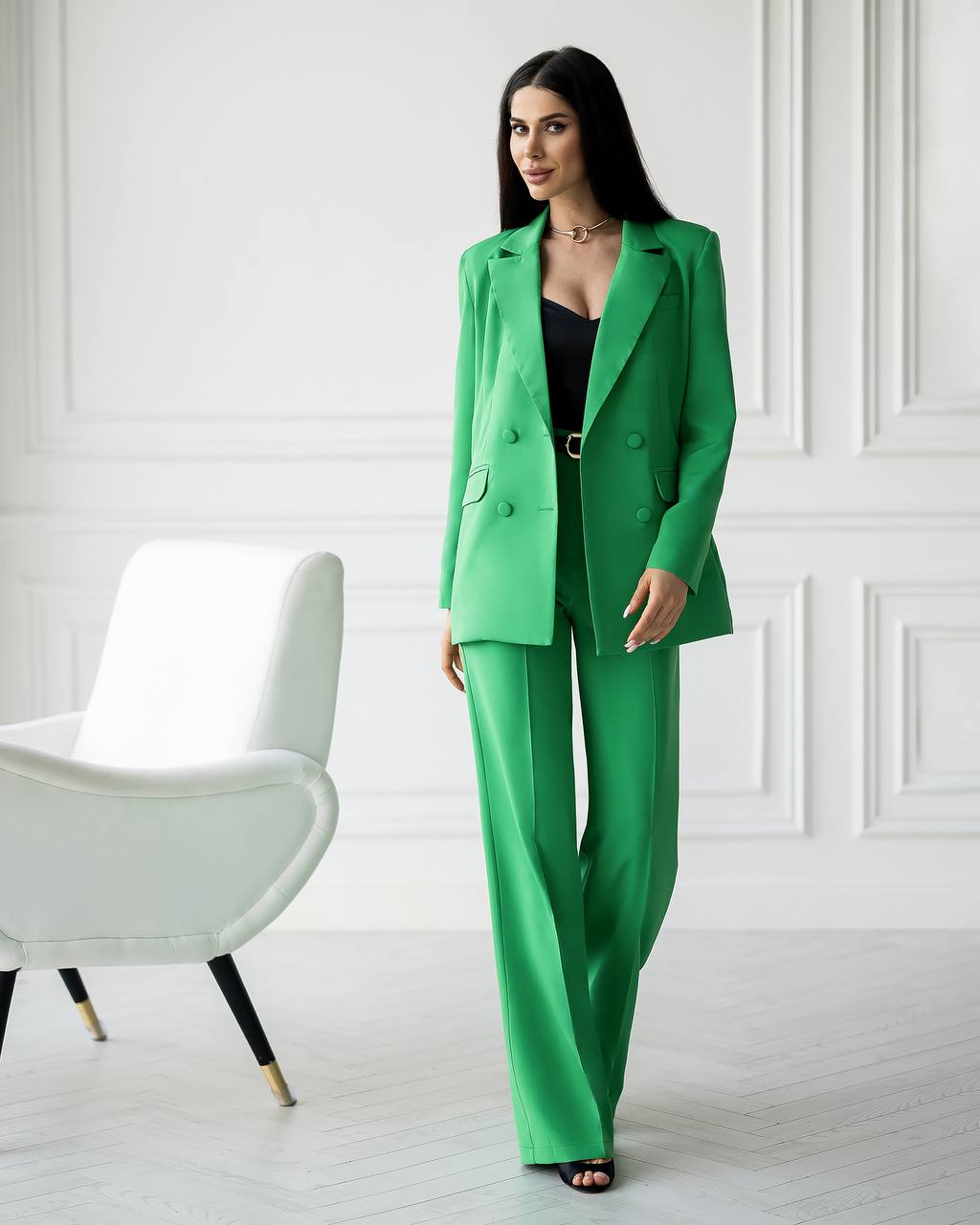 Women's Tailored Set in Premium Suiting Fabric Three-Piece Suit