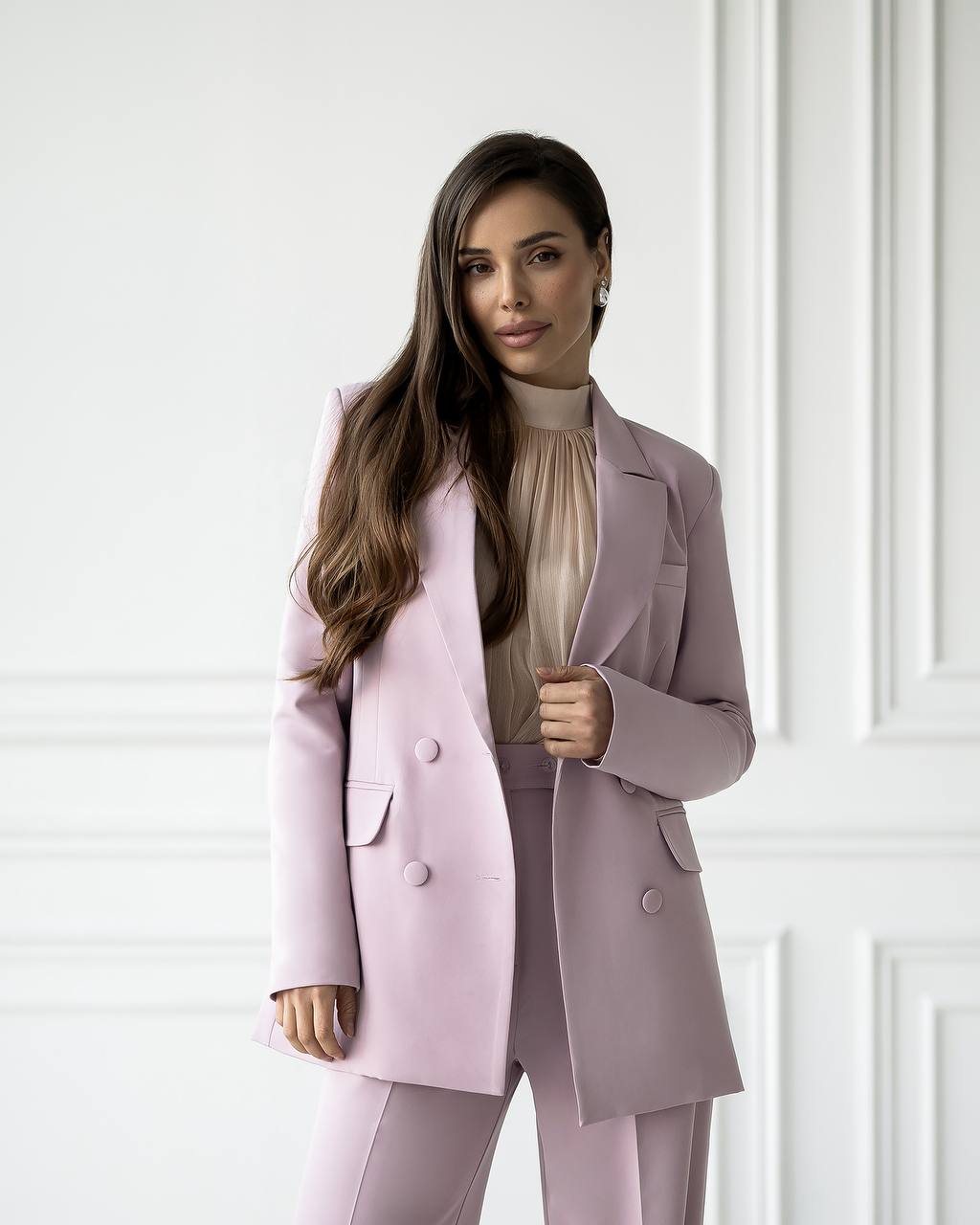 Women's Tailored Set in Premium Suiting Fabric Three-Piece Suit