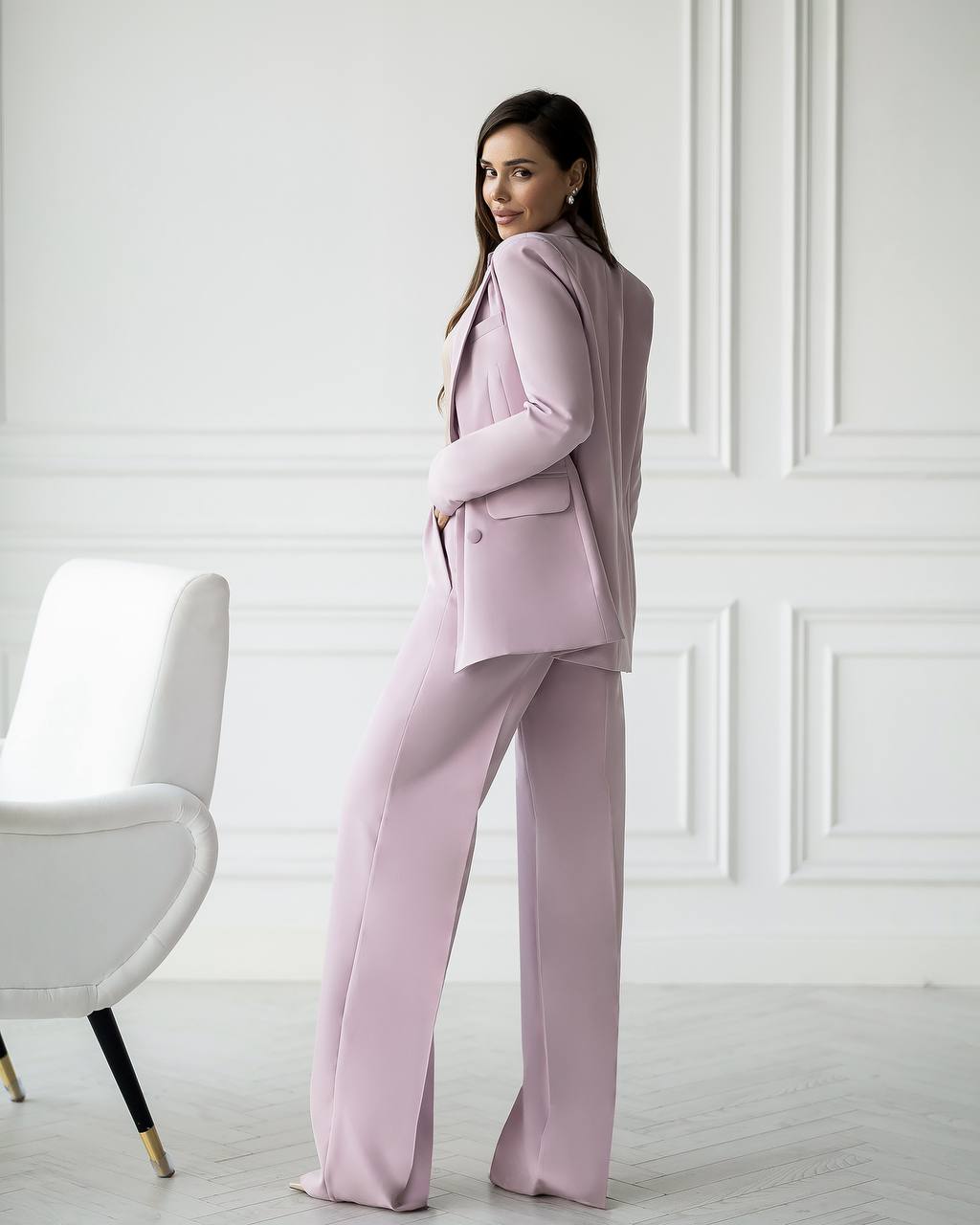 Women's Tailored Set in Premium Suiting Fabric Three-Piece Suit