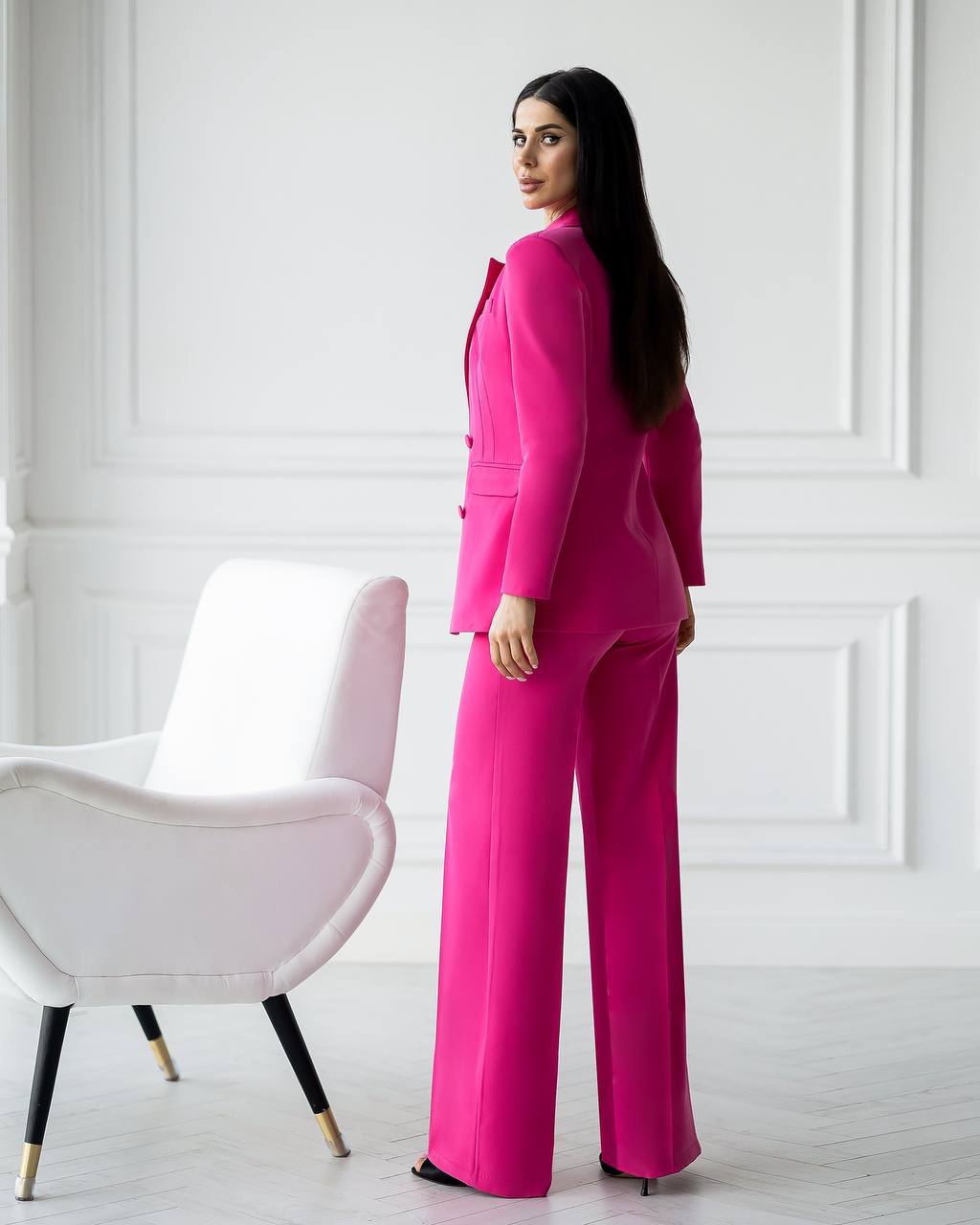 Women's Tailored Set in Premium Suiting Fabric Three-Piece Suit
