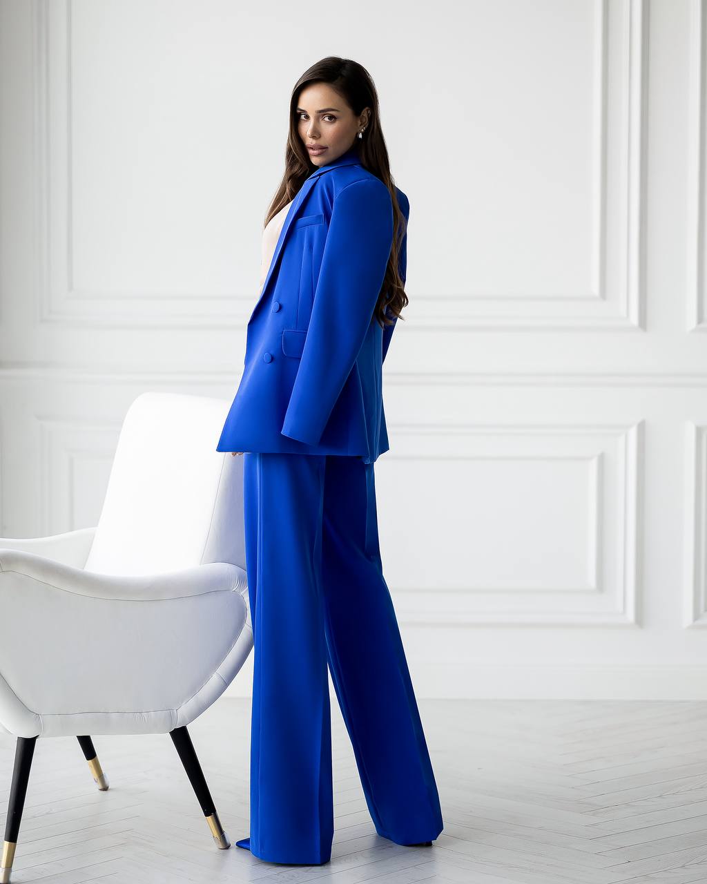 Women's Tailored Set in Premium Suiting Fabric Three-Piece Suit