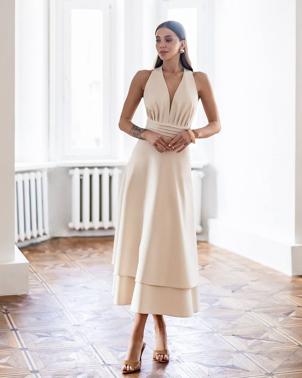 Elegant Women's Premium-Quality Twill Tailored Silhouette Dress