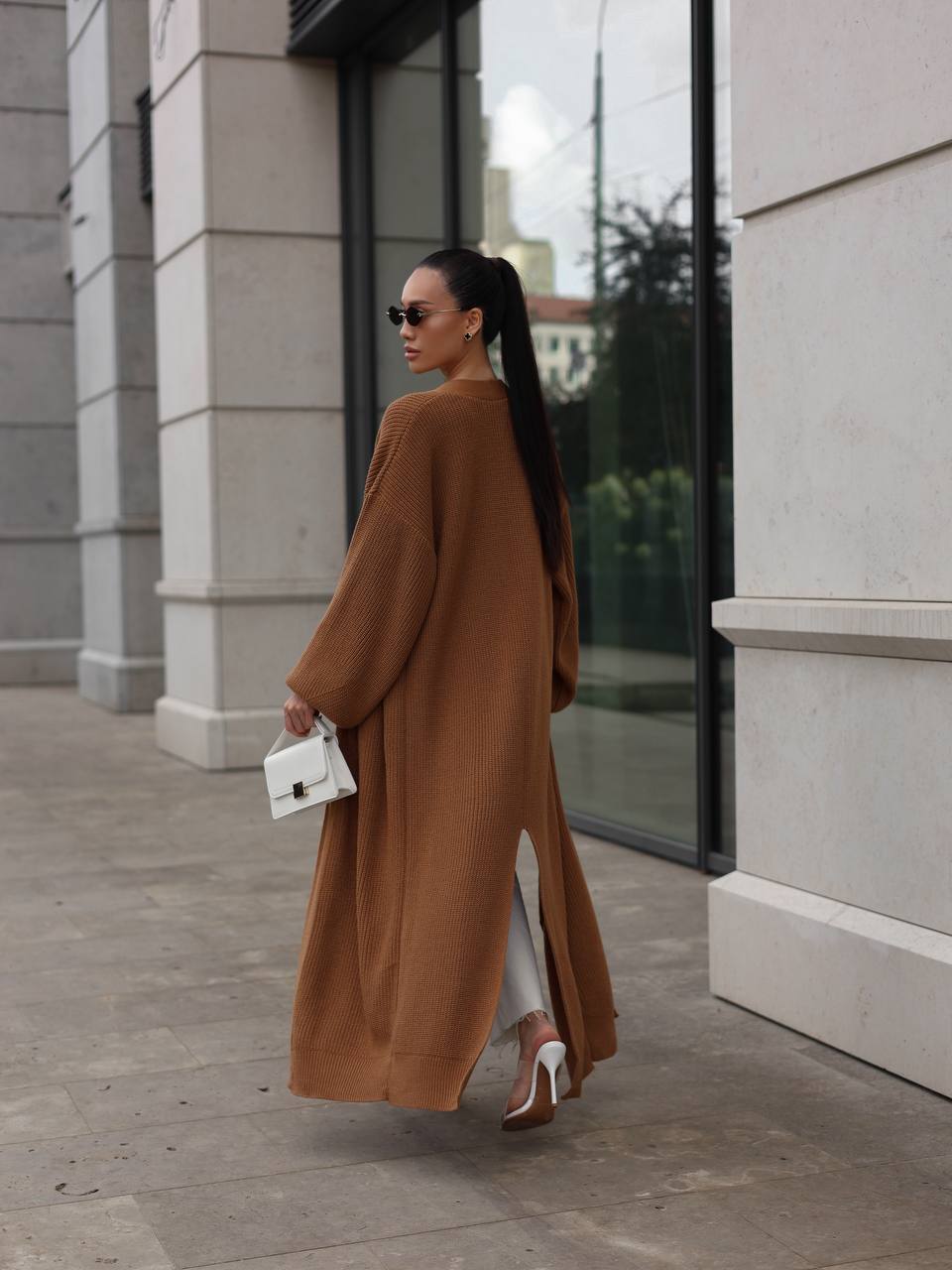 Cardigan “Kashtan” – Elongated Silhouette with Soft Structure