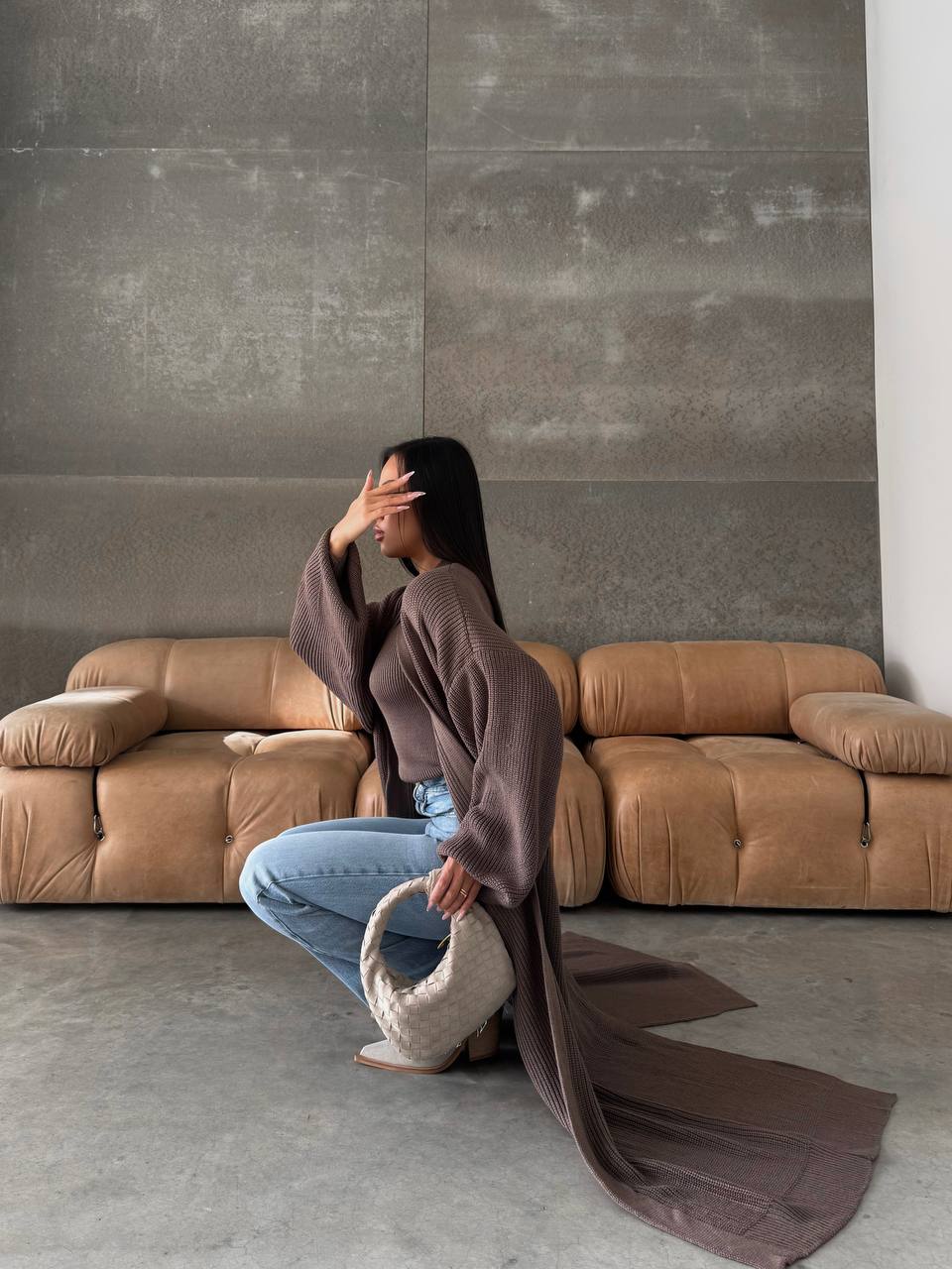Cardigan “Kashtan” – Elongated Silhouette with Soft Structure