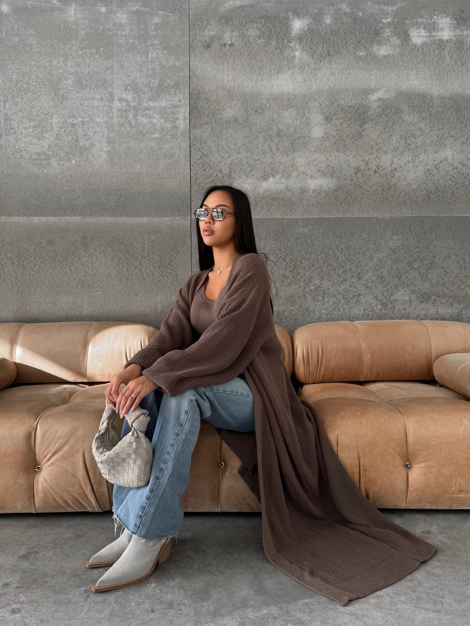 Cardigan “Kashtan” – Elongated Silhouette with Soft Structure