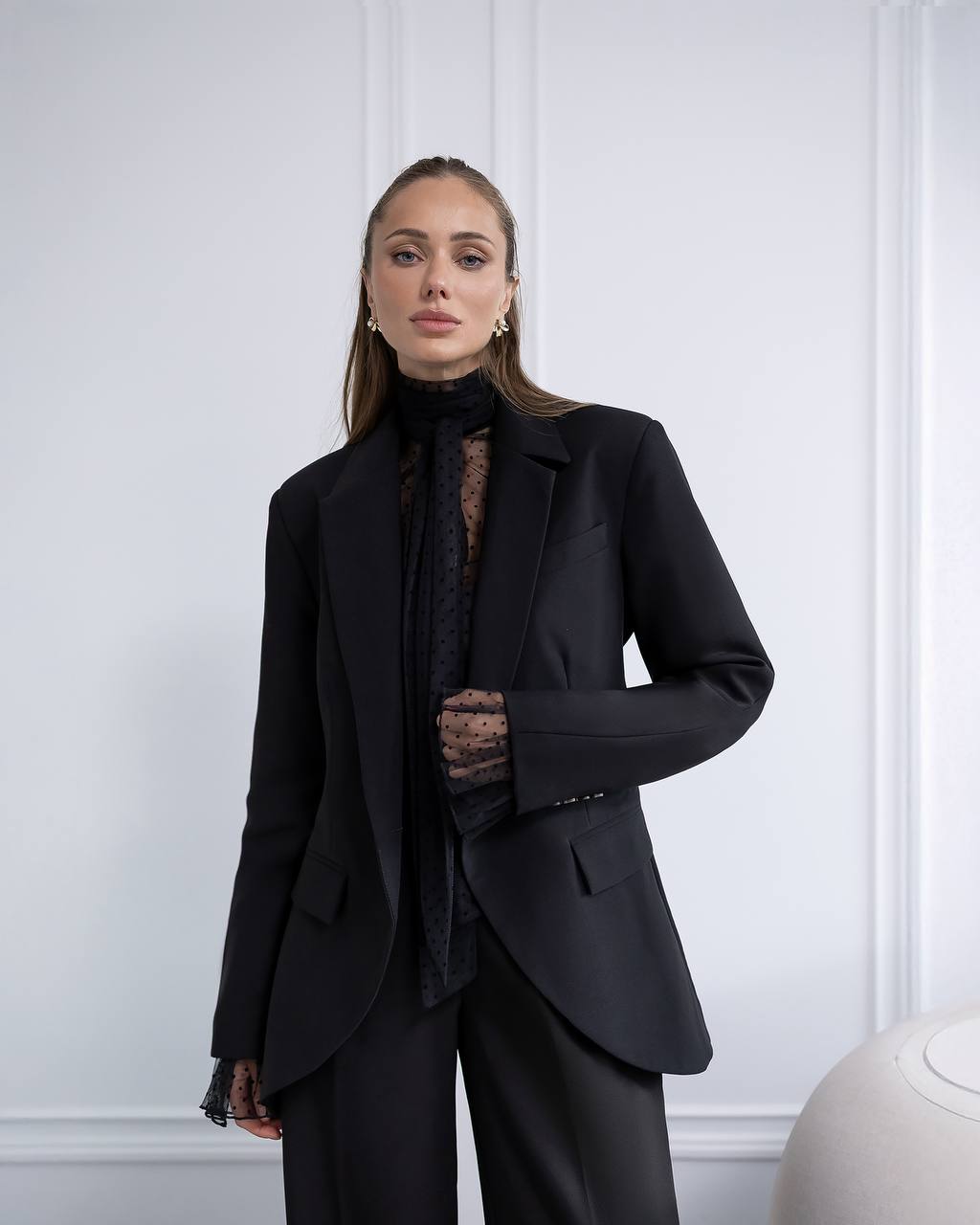 High-Waisted Tailored Trousers in Diagonal Crepe Suiting