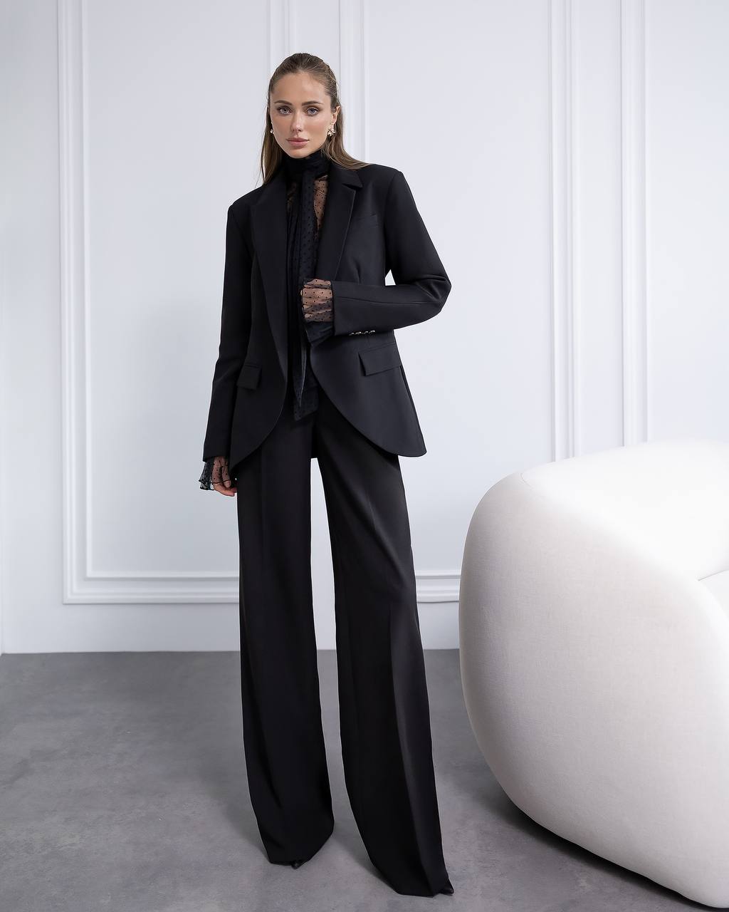 High-Waisted Tailored Trousers in Diagonal Crepe Suiting