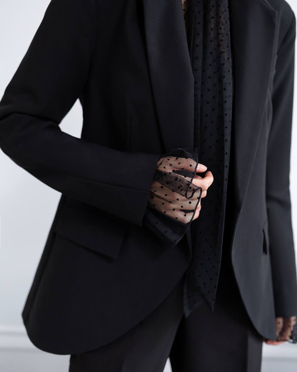 High-Waisted Tailored Trousers in Diagonal Crepe Suiting