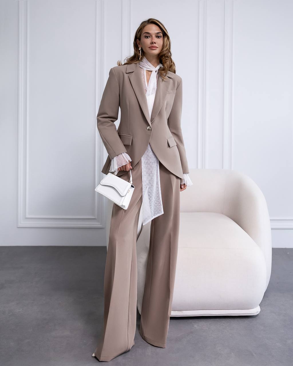 High-Waisted Tailored Trousers in Diagonal Crepe Suiting
