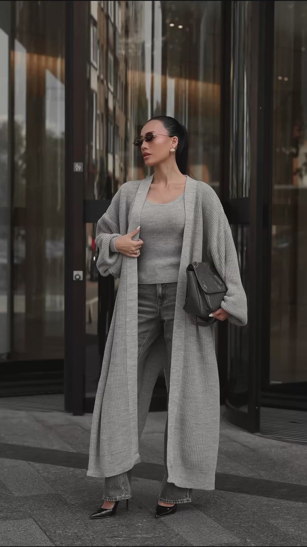 Cardigan “Kashtan” – Elongated Silhouette with Soft Structure
