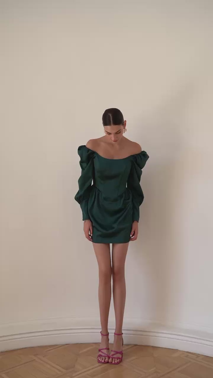 Women's Fitted Mini Dress in Premium-Quality Thick Mango Satin